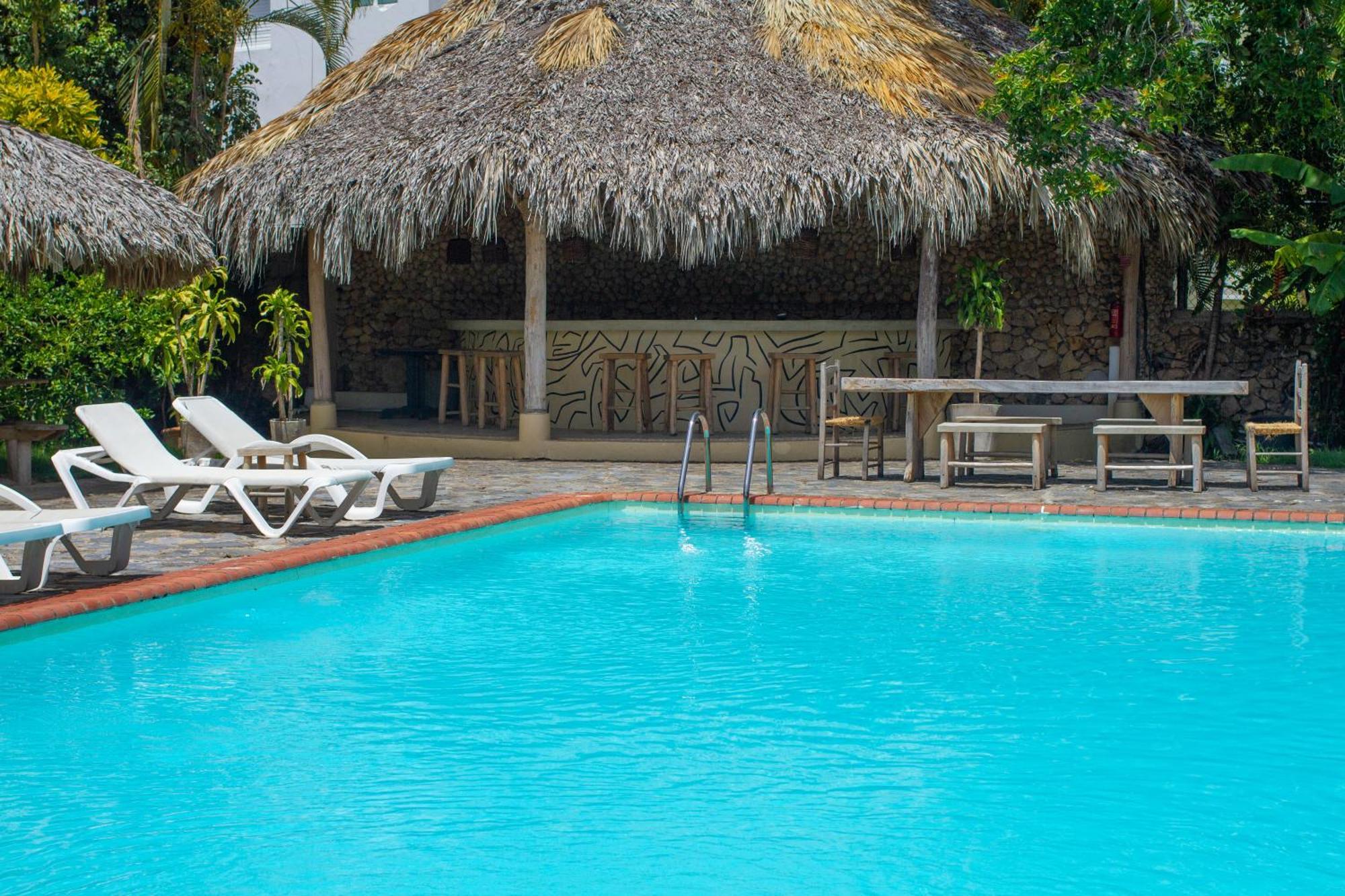Afreeka Beach Hotel Лас Терренас Экстерьер фото
